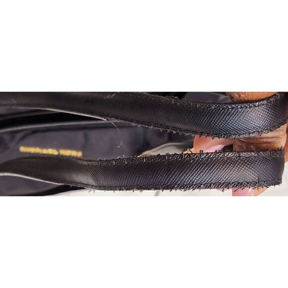 Michael Kors tote - Picture 2 of 8